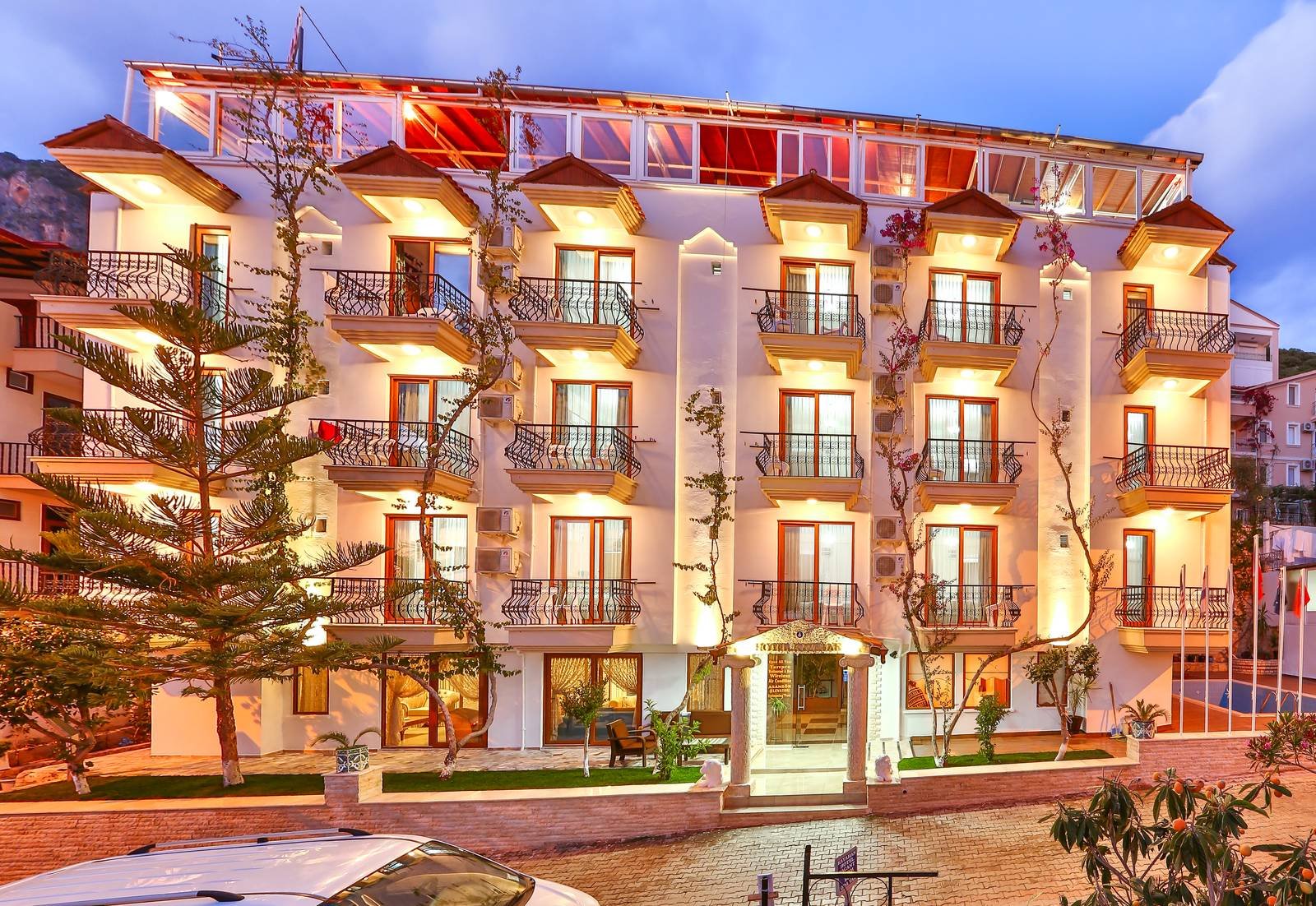 Kayahan Hotel