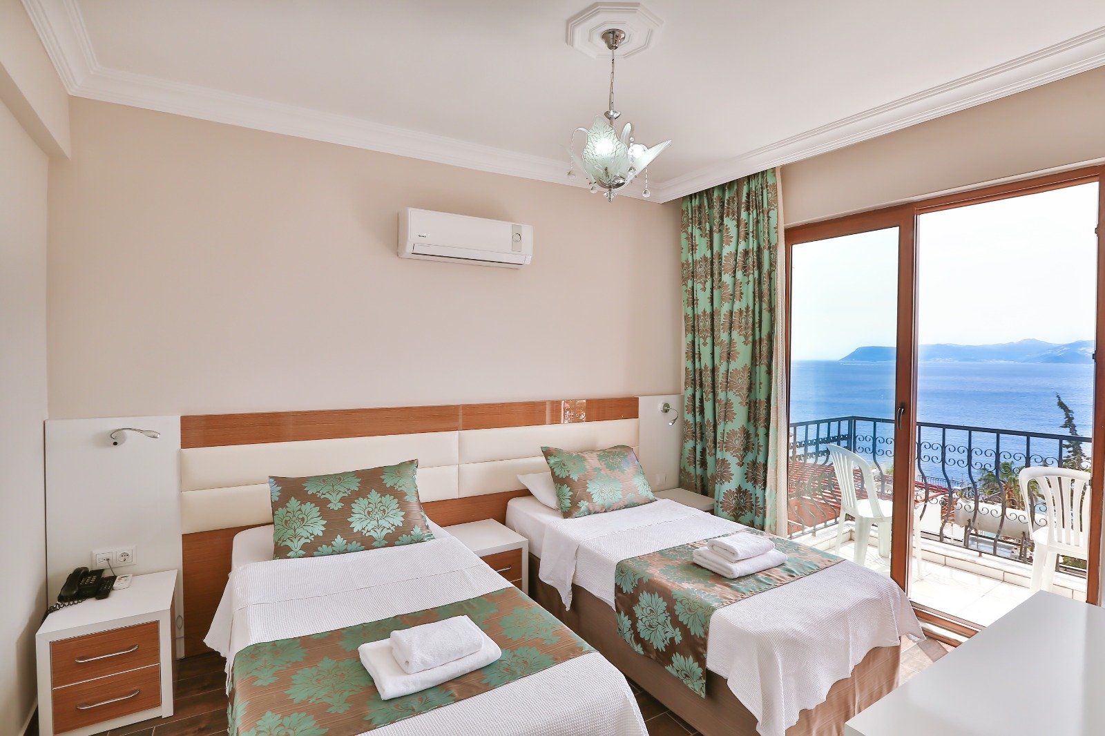 Twin Room · Sea View
